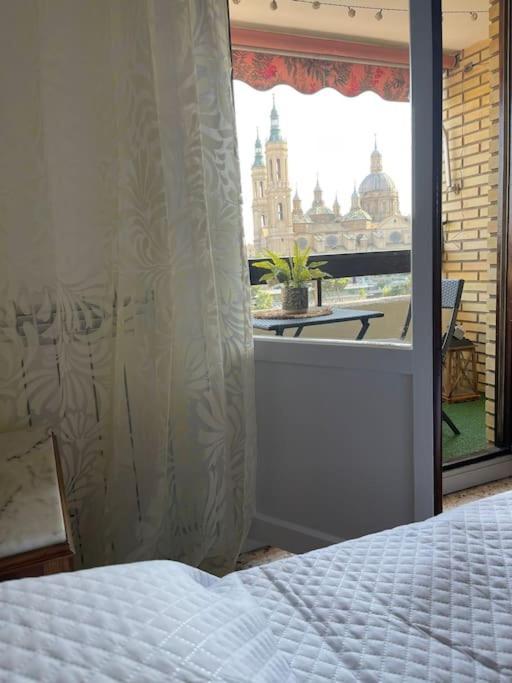 Apartamento Con Vistas Al Pilar Con Aparcamiento Privado Zaragoza Eksteriør billede