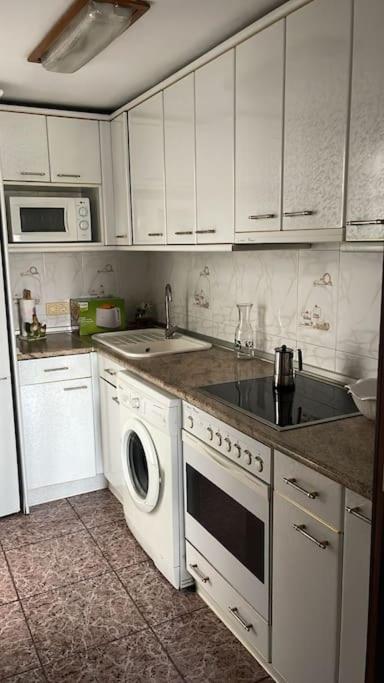 Apartamento Con Vistas Al Pilar Con Aparcamiento Privado Zaragoza Eksteriør billede
